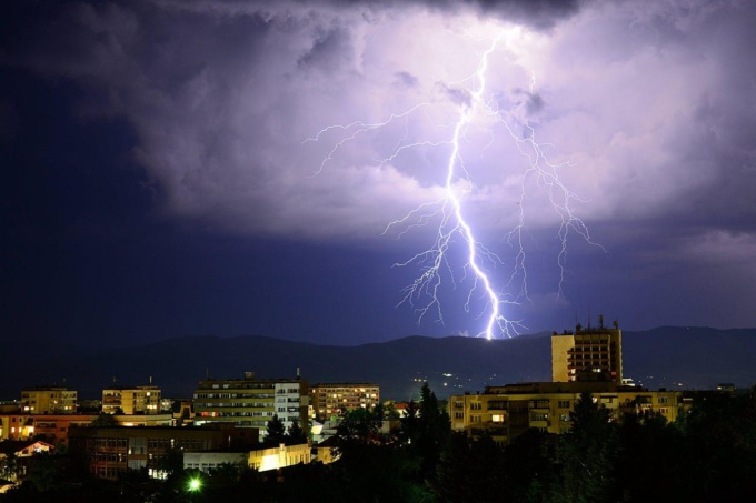 MALTEMPO: INIZIO SETTIMANA DI PIOGGIA E TEMPORALI NEL LAZIO. BELLO NEL WEEK END