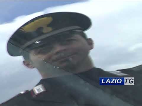 ROMA: TENTATA RAPINA IN BANCA CON OSTAGGI, DUE ARRESTI