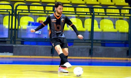 CALCIO A 5: SOSTA PER L'A1. COPERTINA PER A2 MASCHILE E FEMMINILE