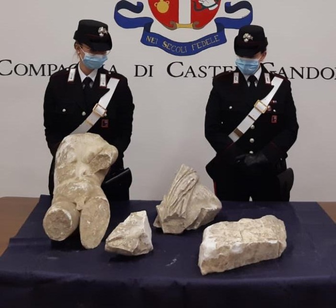 CASTEL GANDOLFO: TROVATE SCULTURE DI EPOCA ROMANA SUL LAGO