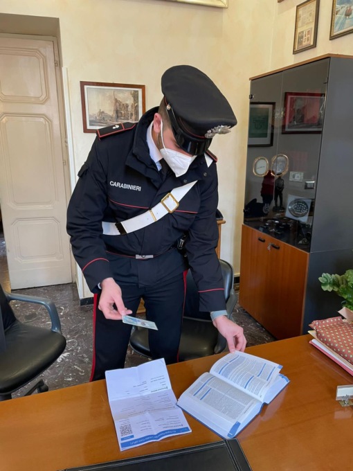ROMA: VANCANZE CON IL GREEN PASS IRREOLARE, ARRESTATO