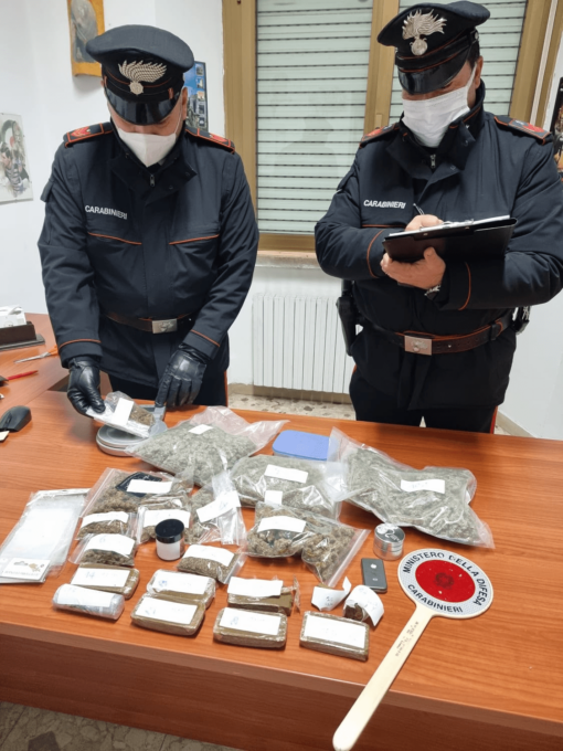 PONTINIA: HASHISH E MARIJUANA IN CASA, ARRESTATO