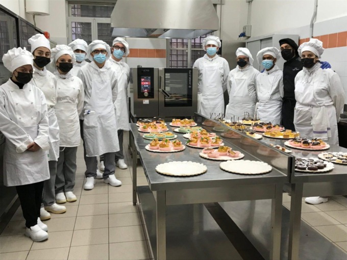 TERRACINA: FORNO AD ALTA TECNOLOGIA DONATO AL “FILOSI” (VIDEO)