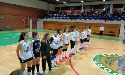 PALLAVOLO C FEMMINILE: PALLAVOLO FUTURA TERRACINA '92-LUPI DI MARTE 2-3 (VIDEO)