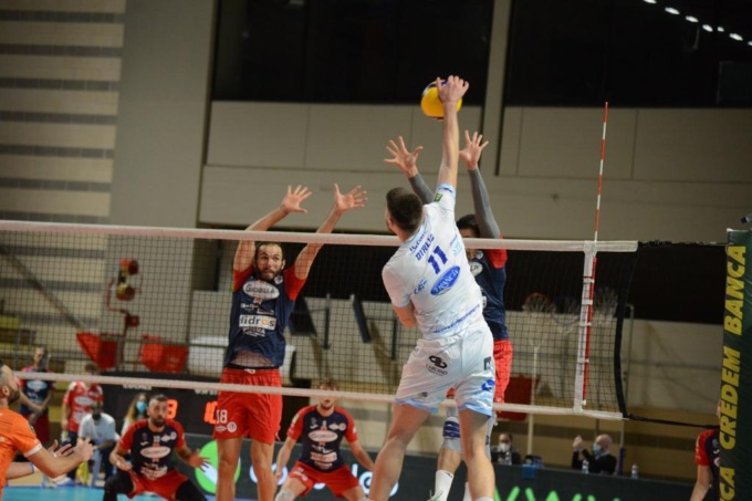 PALLAVOLO SUPERLEGA: TOP VOLLEY, 5 PARTITE IN 14 GIORNI (VIDEO)