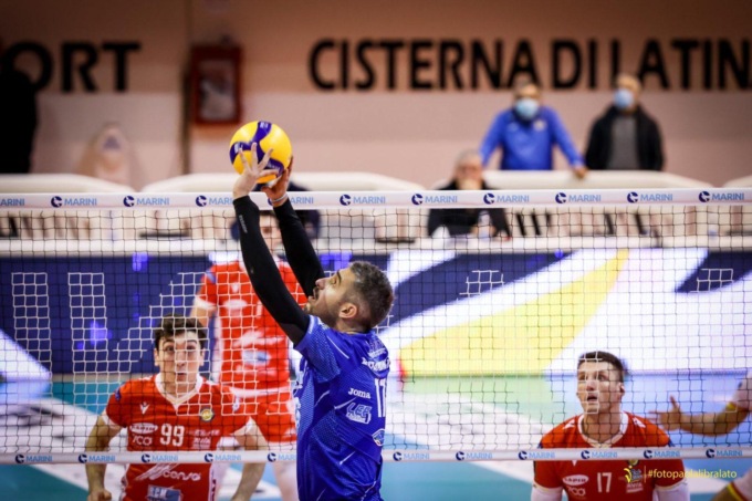 PALLAVOLO SUPERLEGA: LA TOP VOLLEY CISTERNA DOMANI ATTENDE PERUGIA (VIDEO)