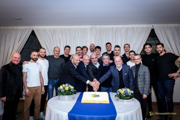 PALLAVOLO SUPERLEGA: LA FESTA DI NATALE DELLA TOP VOLLEY CISTERNA (VIDEO)