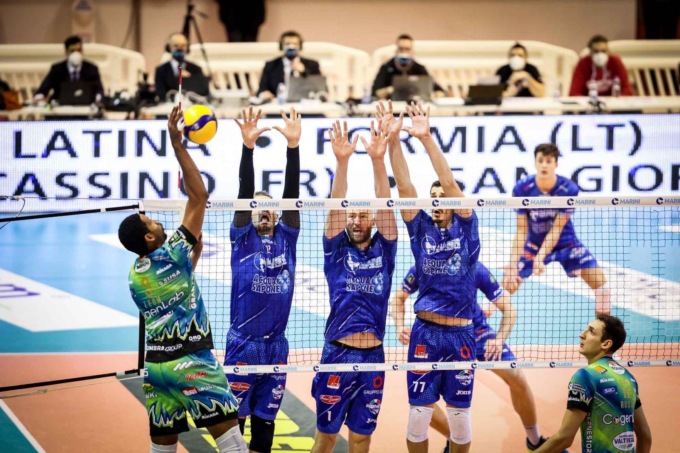 PALLAVOLO SUPERLEGA: TOP VOLLEY CISTERNA-PERUGIA 1-3 (VIDEO)