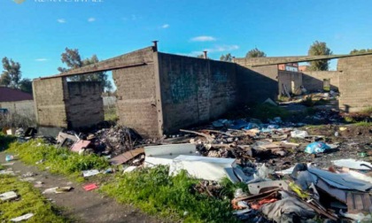 ROMA: RIFIUTI PERICOLOSI, SEQUESTRATA UNA DISCARICA ABUSIVA