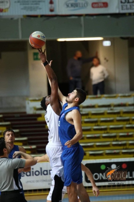 BASKET: VINCE L’EUROBASKET. PRIMO BRINDISI PER IL FORMIA