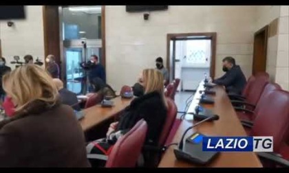 FROSINONE: SCUOLA, "DECIDANO I SINDACI" (video)