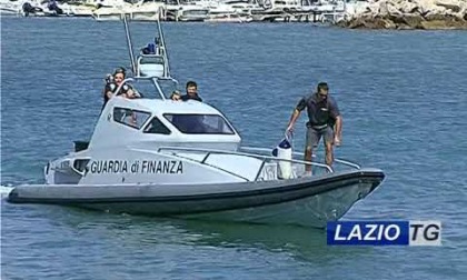SANTA MARINELLA: SORPRESI A PESCARE RICCI DI MARE, MAXI MULTA