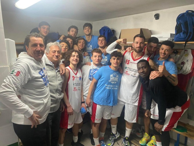 BASKET C SILVER: IL CASSINO BATTE CIAMPINO E RESTA AL COMANDO (VIDEO)