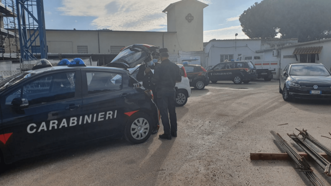 TERRACINA: CONTROLLI NEI CANTIERI, UNA DENUNCIA