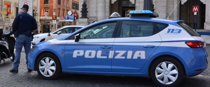 ROMA: LITIGA CON LA FIDANZATA, IL SUOCERO GLI SPARA