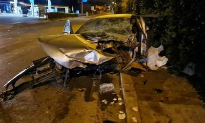 ALBANO LAZIALE: SCONTRO FRONTALE, UN MORTO (video)