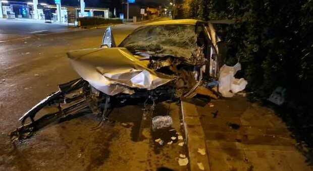 ALBANO: INCIDENTE MORTALE NELLA NOTTE, VITTIMA UN 25ENNE