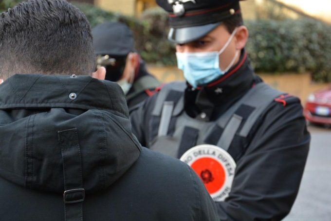 ROMA: 21 SANZIONI, CHIUSE DUE ATTIVITA’ COMMERCIALI. MULTATI DUE SALTAFILA