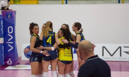 PALLAVOLO A2 FEMMINILE: SANT’ELIA, SPAREGGIO CONTRO ARAGONA