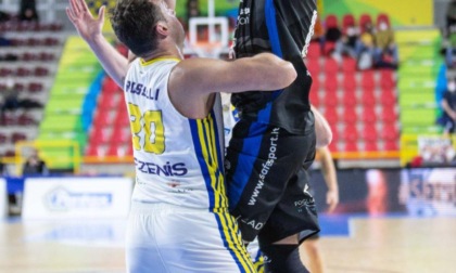 BASKET LEGA DUE: LATINA KO. VINCONO EUROBASKET E STELLA AZZURRA