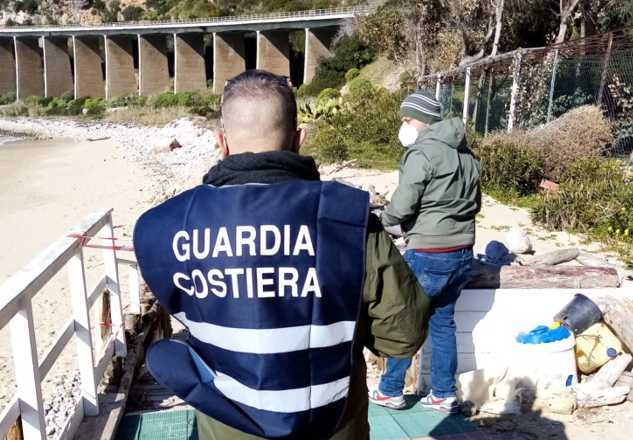 GAETA: AMPLIAMENTI ABUSIVI, SIGILLI A UNO STABILIMENTO
