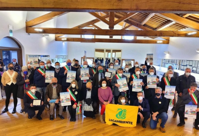 FONDI: COMUNI RICICLONI, FONDI PRIMO NELLA SUA CATEGORIA