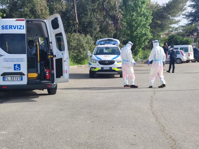 SABAUDIA: CAMPAGNA DI VACCINAZIONE PER LA COMUNITA’ SIKH, IL VAX TOUR FA TAPPA A BELLA FARNIA