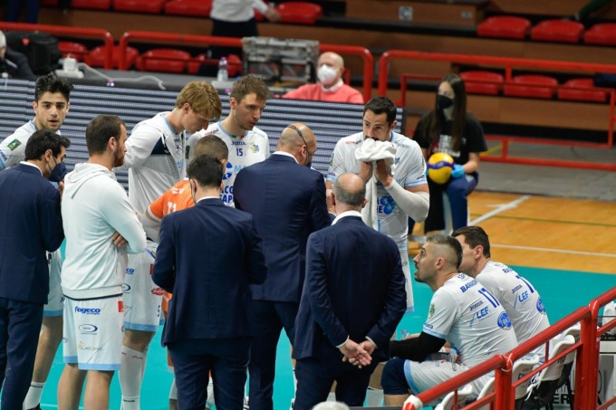 PALLAVOLO SUPERLEGA: APPLAUSI ALLA TOP VOLLEY CISTERNA