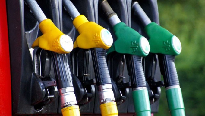 REGIONE: CARBURANTI, PREZZI AL RIBASSO