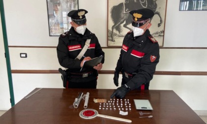 TERRACINA: COCAINA E BANCONOTA FALSA, ARRESTATA