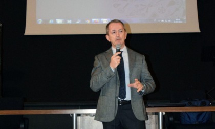 LATINA: "LA POLIZIA VA A SCUOLA", L'INCONTRO