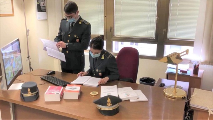 ROMA/LATINA: FRODE FISCALE, SEQUESTRI DELLA FINANZA