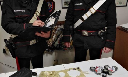 SABAUDIA: UN CHILO DI COCAINA NASCOSTO NEL CASSETTO, UN ARRESTO