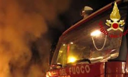 ROMA: INCENDIO NEL DEPOSITO GIUDIZIARIO, DISTRUTTI 500 MOTORINI
