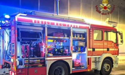 ROMA: INCENDIO, MORTO UN UOMO E DUE CANI