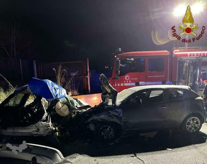 ROMA: INCIDENTE SULL’ARDEATINA, UN MORTO E 4 FERITI