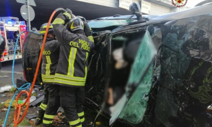 ROMA: AUTO PRECIPITA DAL CAVALCAVIA, MORTO UN 43ENNE