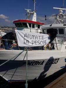 FIUMICINO: CARO GASOLIO, PESCHERECCI TORNANO IN MARE