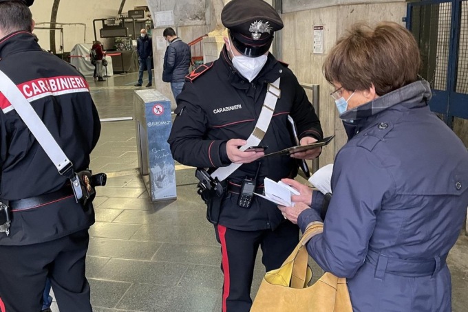 ROMA: NORME ANTICOVID, CONTROLLI DEI CARABINIERI