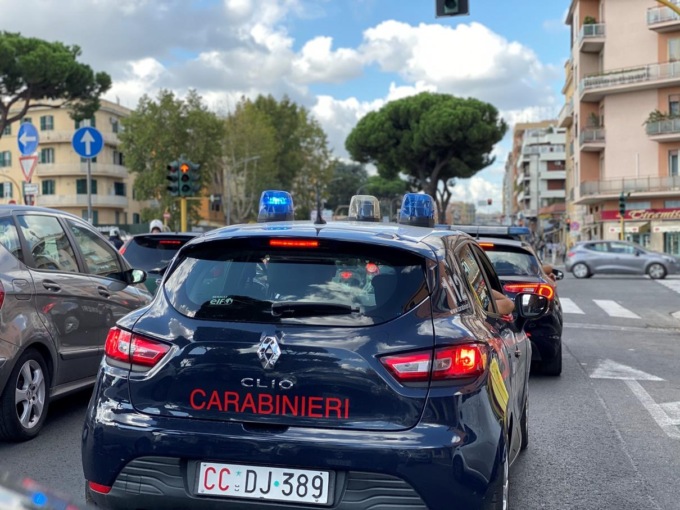 ROMA: SPACCIO DI DROGA, 4 ARRESTI
