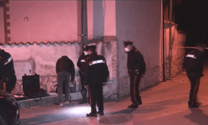 MINTURNO: SPARATORIA IN VIA SAN PIETRO APOSTOLO