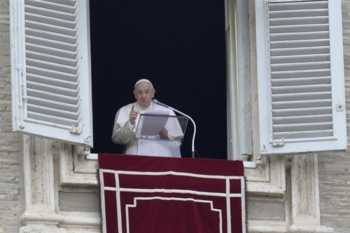 CITTA’ DEL VATICANO: “FERMARE LA GUERRA, È DISUMANA E SACRILEGA”