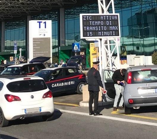 FIUMICINO: MULTATI NCC ABUSIVI