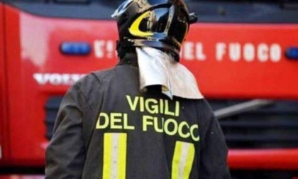 VITERBO: INCENDIO IN FABBRICA, RISCHIO AMBIENTALE