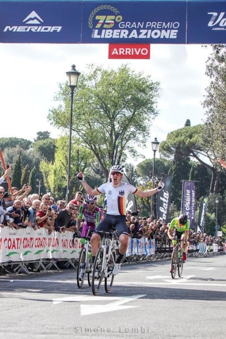 CICLISMO: AL GP LIBERAZIONE VINCONO UHLIG E SILVIA PERSICO