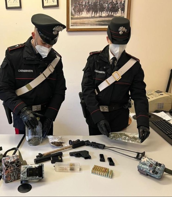 BRACCIANO: BRACCONIERE INCASTRATO DALLE FOTO-TRAPPOLE