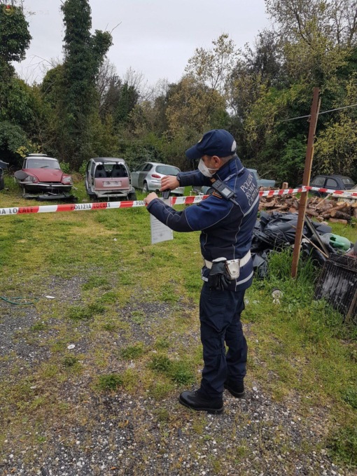 ROMA: SEQUESTRATA DISCARICA ABUSIVA