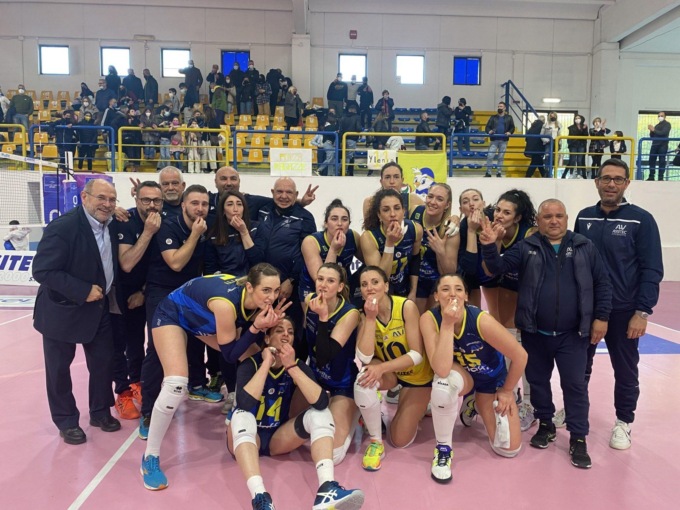 VOLLEY A2: L’ASSITEC BATTE IN CASA IL VICENZA