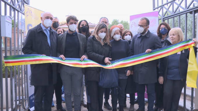 ROMA: UN FREE TEMPORARY SHOP PER LE FAMIGLIE UCRAINE