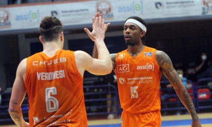 BASKET LEGA DUE: BENACQUISTA LATINA, BATTUTA MILANO